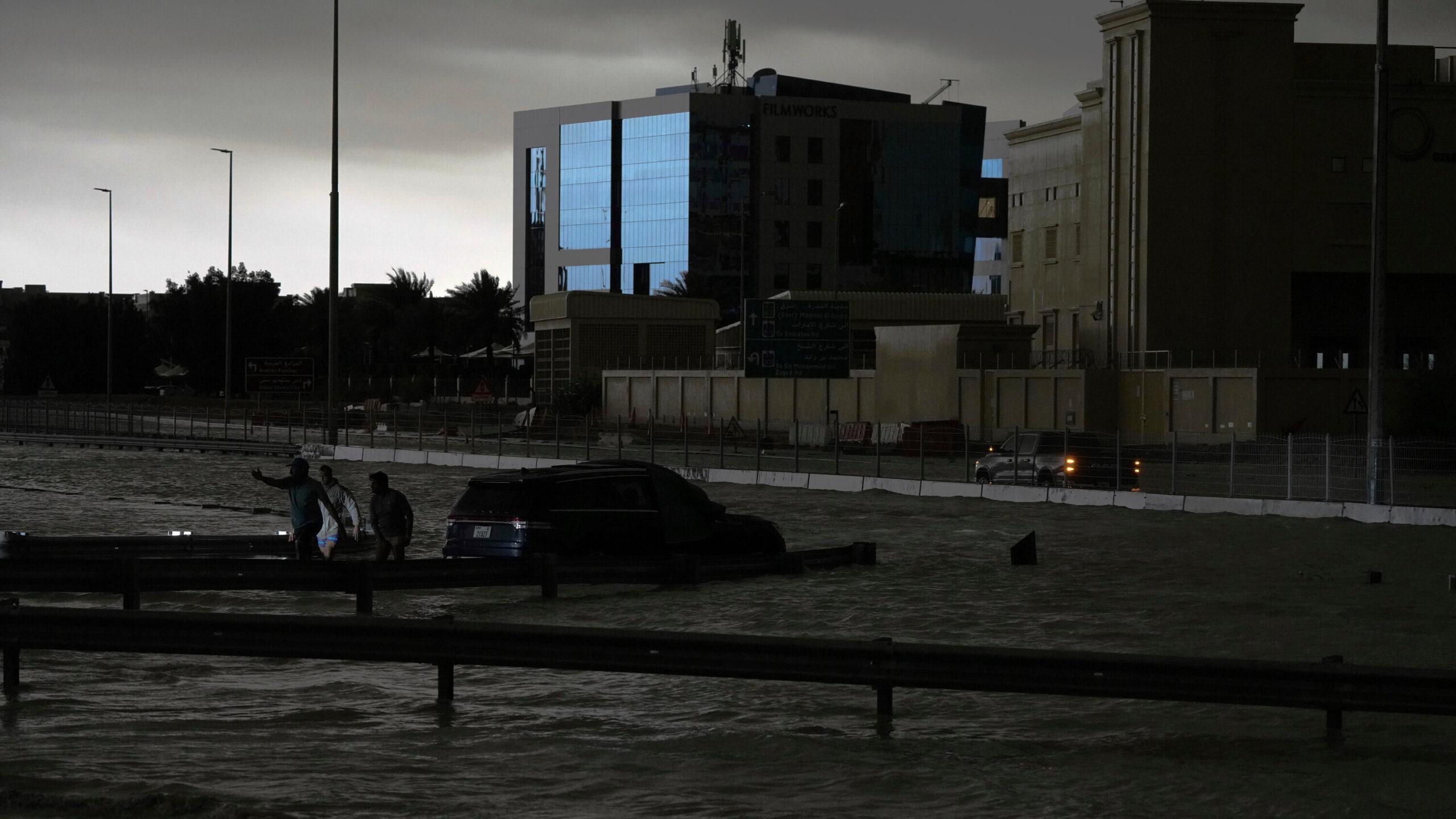 The UAE experiences the worst rainfall in 75 years